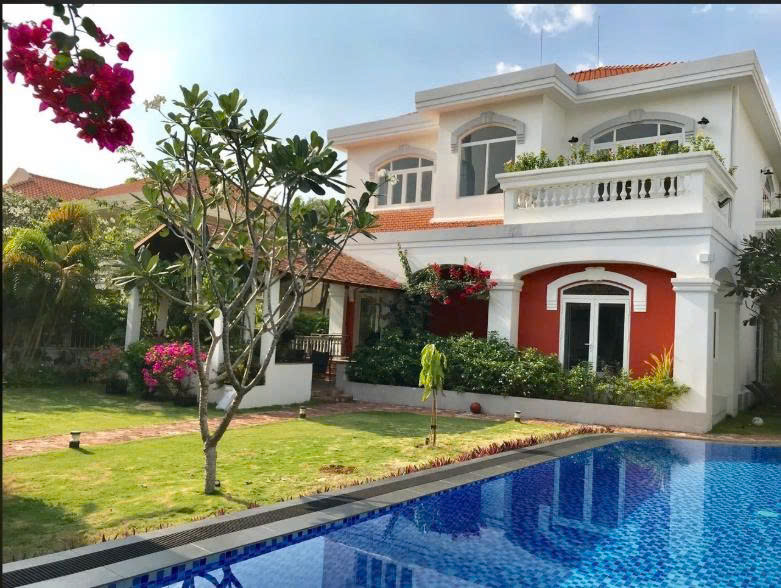 Bán biệt thự 8/1/2 đường số 55 diện tích: 19x41,31m (nở hậu 20,52m) trệt lầu