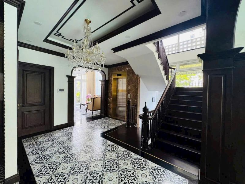 BÁN BIỆT THỰ CAO CẤP MẶT TIỀN SỐ 5 VŨ PHƯƠNG ĐỀ DT: 10X23M HẦM 3 TẦNG ÁP MÁI