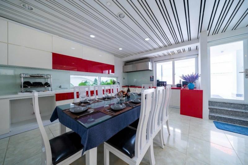 BÁN BIỆT THỰ ĐƯỜNG 42 THẢO ĐIỀN DIỆN TÍCH: 13X25M 4 TẦNG (CÔNG NHẬN: 318M2)