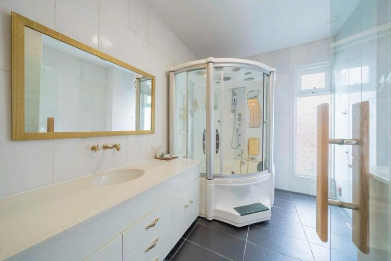 BÁN BIỆT THỰ ĐƯỜNG 42 THẢO ĐIỀN DIỆN TÍCH: 13X25M 4 TẦNG (CÔNG NHẬN: 318M2)