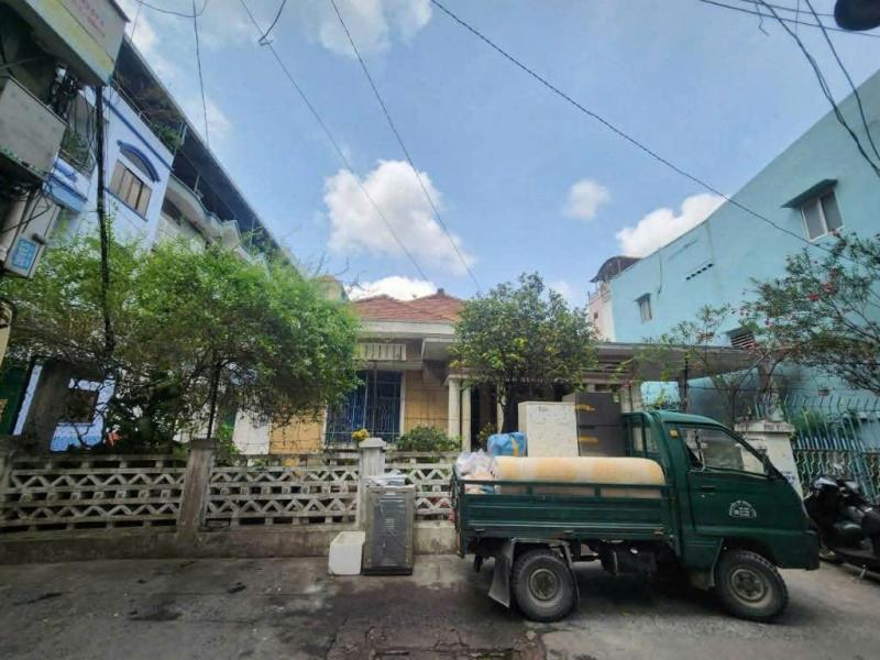 Bán biệt thự đường Cô Giang diện tích: 14,5x22m trệt lầu