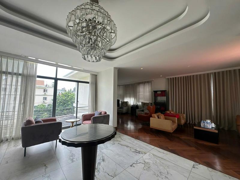 BÁN BIỆT THỰ ĐƯỜNG NGUYỄN VĂN HƯỞNG DIỆN TÍCH: 15X25,5M HẦM TRỆT 3 LẦU (CN:350M2