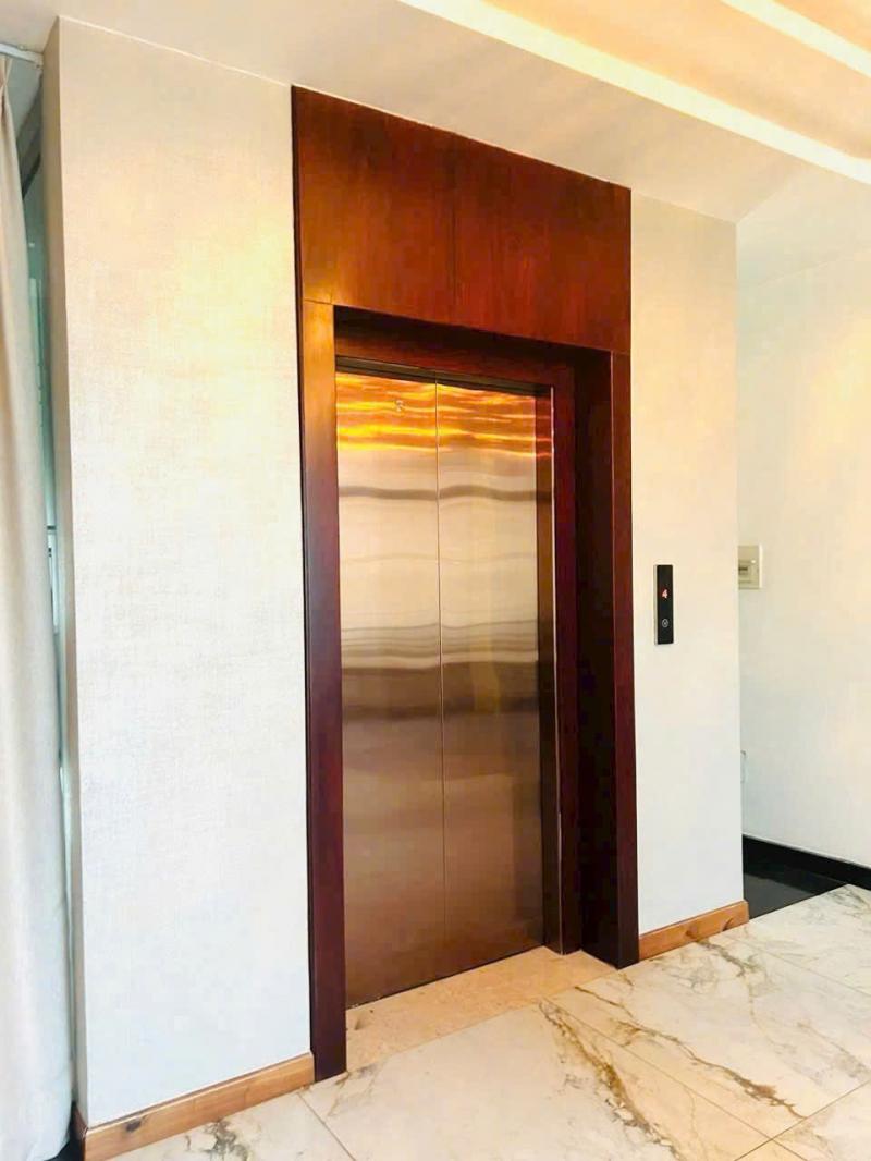 BÁN BIỆT THỰ ĐƯỜNG NGUYỄN VĂN HƯỞNG DIỆN TÍCH: 15X25,5M HẦM TRỆT 3 LẦU (CN:350M2