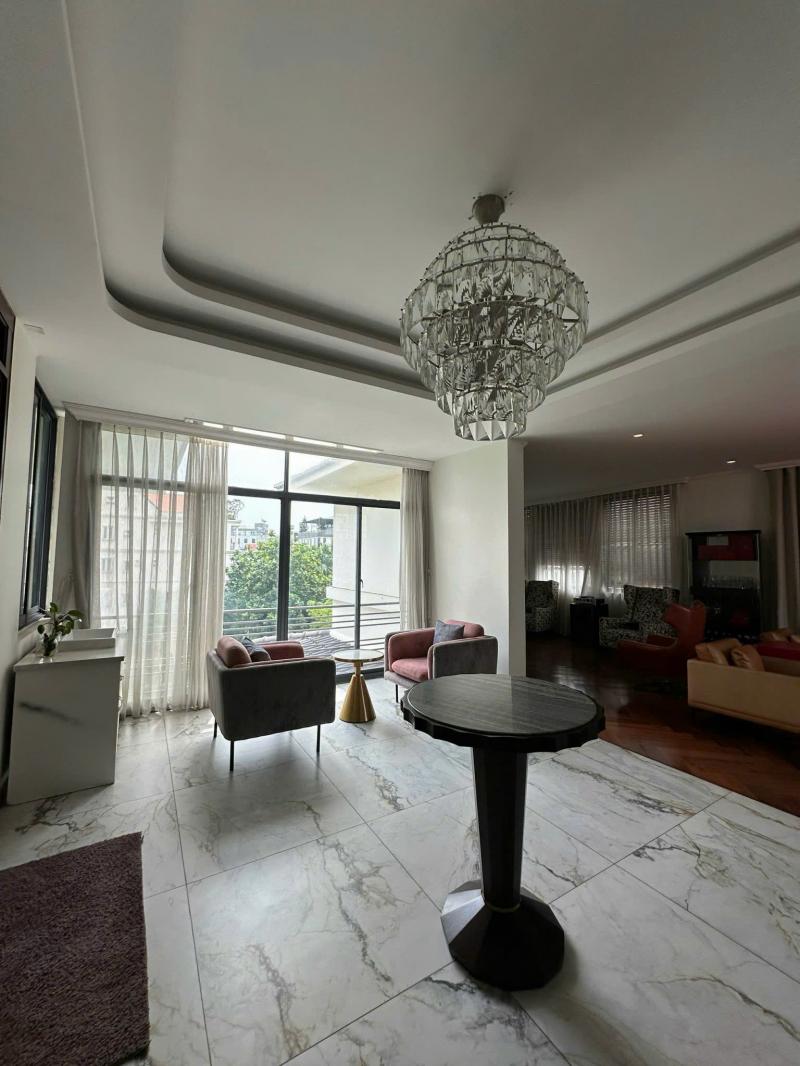 BÁN BIỆT THỰ ĐƯỜNG NGUYỄN VĂN HƯỞNG DIỆN TÍCH: 15X25,5M HẦM TRỆT 3 LẦU (CN:350M2