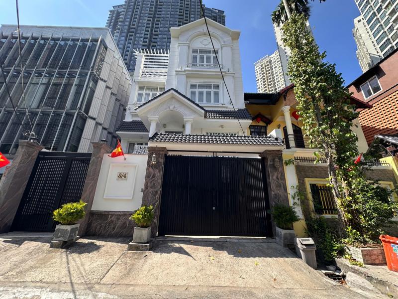 BÁN BIỆT THỰ ĐƯỜNG VÕ TRƯỜNG TOẢN DIỆN TÍCH: 10X15M TRỆT 2 LẦU ÁP MÁI