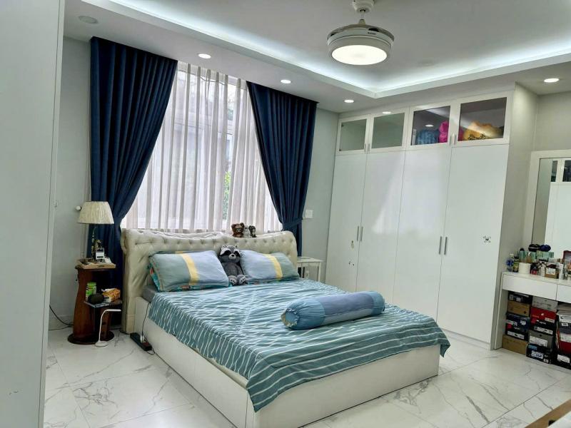 BÁN BIỆT THỰ ĐƯỜNG VÕ TRƯỜNG TOẢN DIỆN TÍCH: 10X15M TRỆT 2 LẦU ÁP MÁI