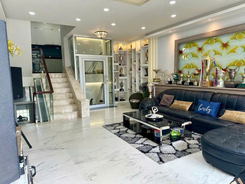 BÁN BIỆT THỰ ĐƯỜNG VÕ TRƯỜNG TOẢN DIỆN TÍCH: 10X15M TRỆT 2 LẦU ÁP MÁI