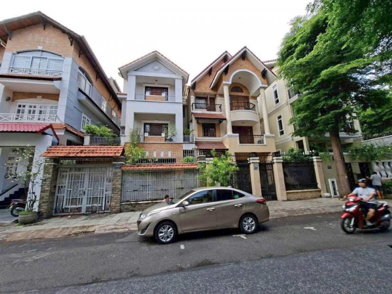 BÁN BIỆT THỰ KHU ĐƯỜNG HOA MẶT TIỀN 193 HOA LAN DIỆN TÍCH: 8X18M TRỆT 3 TẦNG