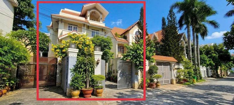 BÁN BIỆT THỰ KHU HOA HỒNG ĐƯỜNG SỐ 12 TRẦN NÃO DIỆN TÍCH: 10X30M 3 TẦNG