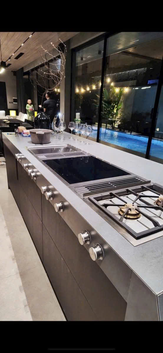BÁN BIỆT THỰ KHU THẢO ĐIỀN DIỆN TÍCH: 15X40M 3 TẦNG (CÔNG NHẬN: 540M2)