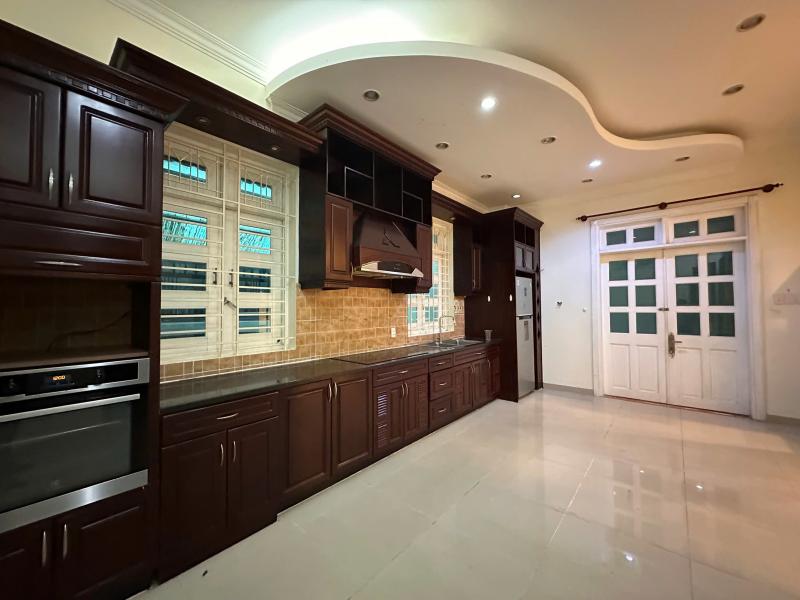 BÁN BIỆT THỰ MẶT TIỀN 14B8 KHU COMPOUND FIDECO DIỆN TÍCH: 13X25,5M 3 TẦNG