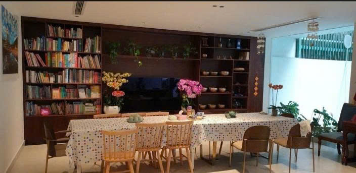 BÁN BIỆT THỰ MẶT TIỀN 215D7 NGUYỄN VĂN HƯỞNG DIỆN TÍCH: 12X25M TRỆT 2 LẦU
