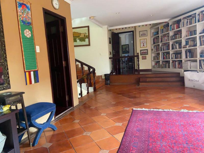 BÁN BIỆT THỰ MẶT TIỀN SỐ 1 NGUYỄN VĂN HƯỞNG DT: 8X33M (NH 25M) TRỆT LỬNG 2 LẦU