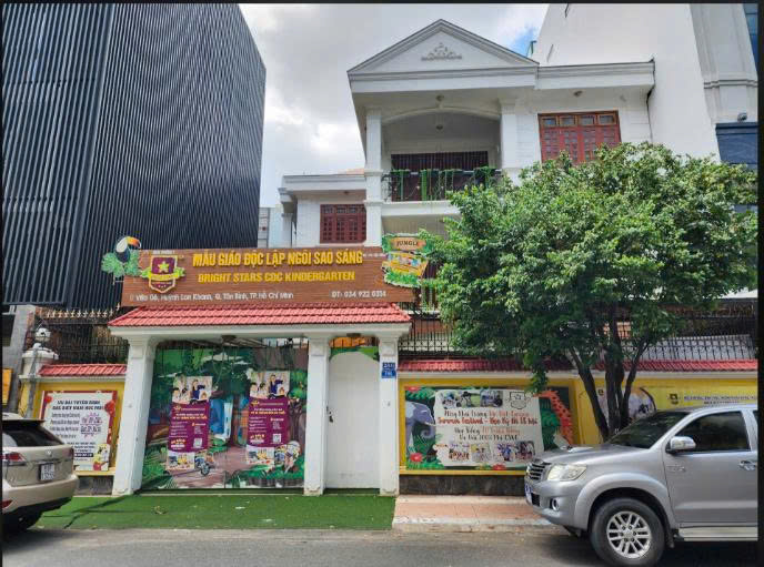 BÁN BIỆT THỰ MẶT TIỀN SỐ 6 HUỲNH LAN KHANH DIỆN TÍCH: 15X16M 4 TẦNG (CN: 240M2)
