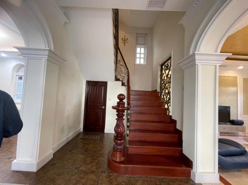 BÁN BIỆT THỰ MẶT TIỀN SỐ 8 ĐƯỜNG 42 THẢO ĐIỀN DIỆN TÍCH: 14X25M HẦM 3 TẦNG