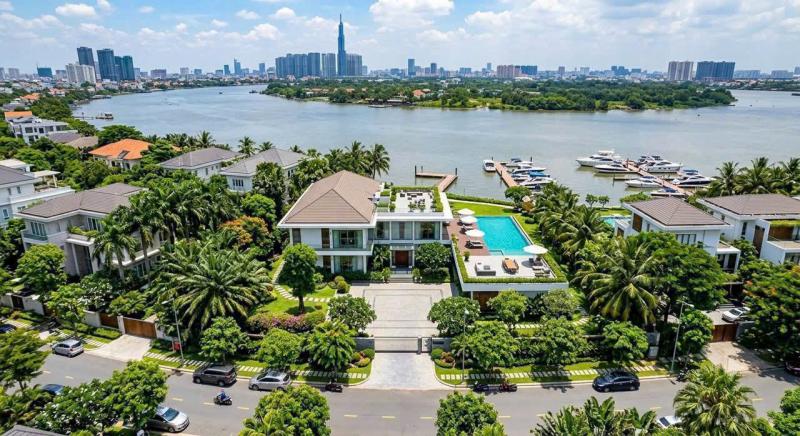 BÁN ĐẤT KHUÔN VIÊN BIỆT THỰ KHU COMPOUND NGUYỄN VĂN HƯỞNG DIỆN TÍCH: 15X27M