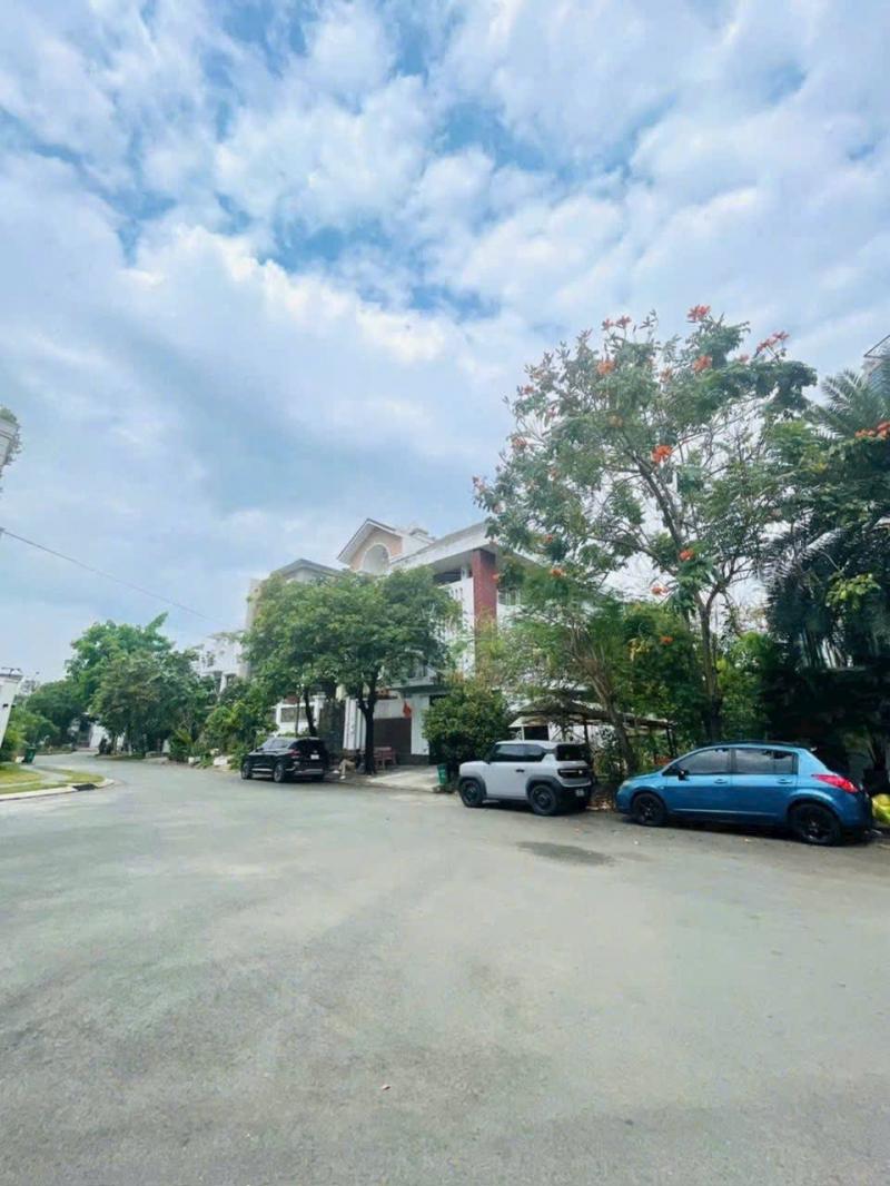 BÁN ĐẤT VIP 2 MẶT TIỀN ĐƯỜNG SỐ 28 DIỆN TÍCH: 10X20M (CÔNG NHẬN: 200M2)