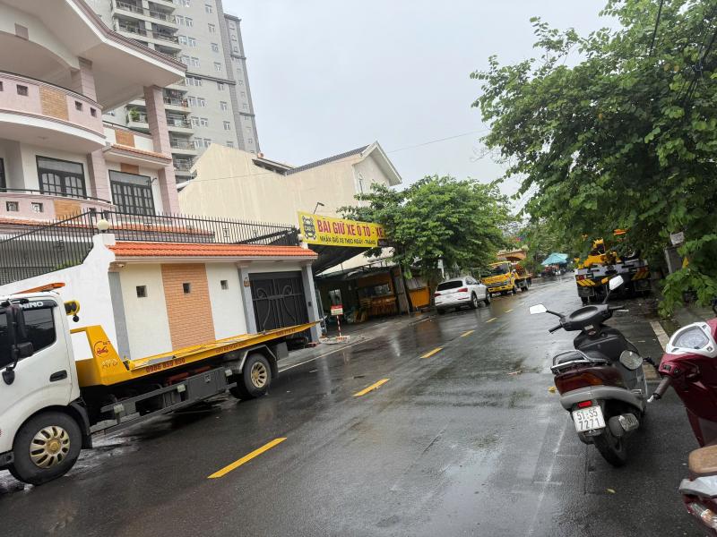 BÁN KHUÔN ĐẤT ĐƯỜNG SỐ 1 NGAY VÒNG XOAY LƯƠNG ĐÌNH CỦA DT: 8X31,5M2 (CN: 253M2)