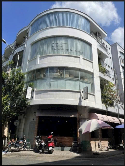 Bán nhà 10/2 Trần Nhật Duật diện tích: 5x16m trệt 2 lầu sân thượng