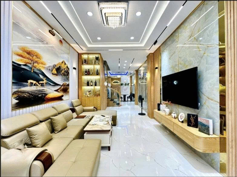 Bán nhà 132/5 Hoàng Văn Thụ diện tích: 3,65x15,1m trệt 2 lầu sân thượng