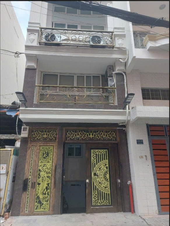 Bán nhà 134/48 Thành Thái diện tích: 4,2x17m 2 hầm 5 tầng sân thượng