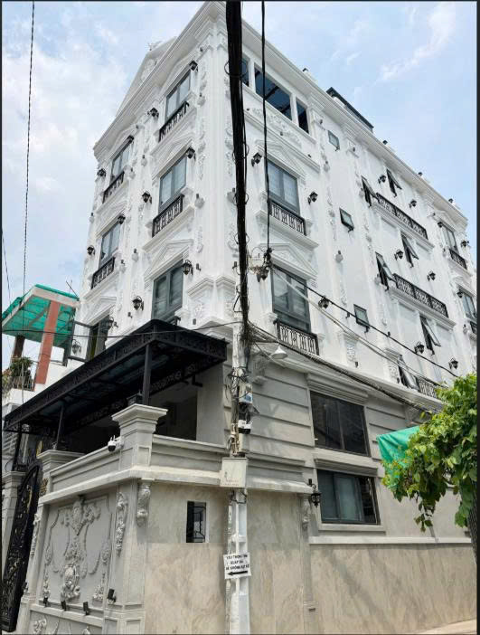 Bán nhà 482/30 Lê Quang Định diện tích: 7,3x15m 3 tầng sân thượng, có thang máy