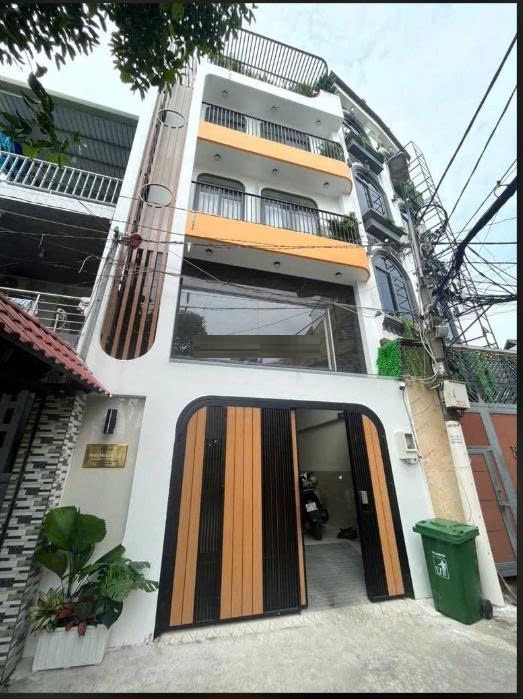 BÁN NHÀ CHDV ĐƯỜNG 27 DIỆN TÍCH: 5,58X20M 5 TẦNG (CÔNG NHẬN: 110M2)