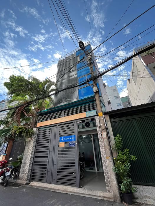BÁN NHÀ ĐƯỜNG PHỔ QUANG DIỆN TÍCH: 5X24M (NỞ HẬU 5,2M) 2 TẦNG