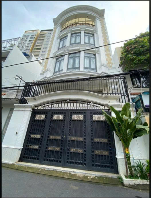 BÁN NHÀ ĐƯỜNG PHỔ QUANG DIỆN TÍCH: 7,2X17M TRỆT LỬNG 2 LẦU SÂN THƯỢNG