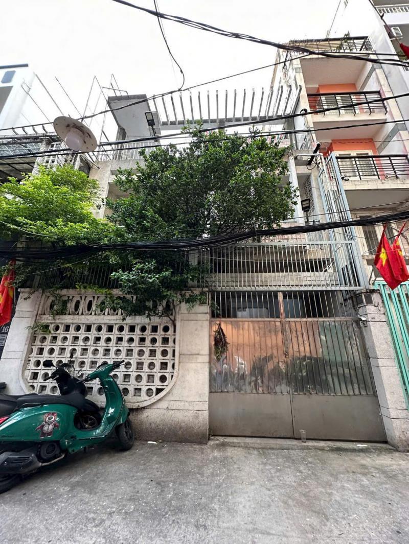 BÁN NHÀ ĐƯỜNG TÔN THẤT TÙNG DIỆN TÍCH: 6,52X20,5M 2 TẦNG SÂN THƯỢNG (CN: 128M2)