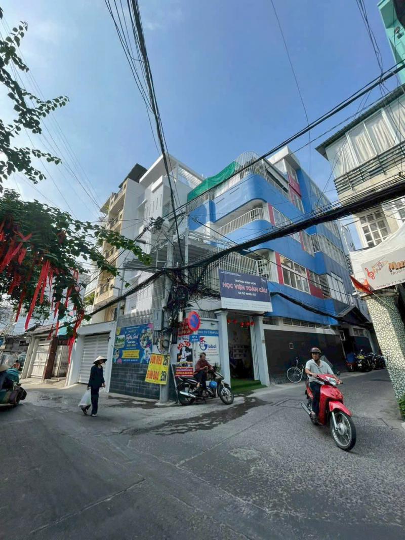 BÁN NHÀ GÓC 2 MẶT TIỀN 12D NHIÊU TỨ DIỆN TÍCH: 6X19,5M TRỆT 3 LẦU (CN: 120M2)