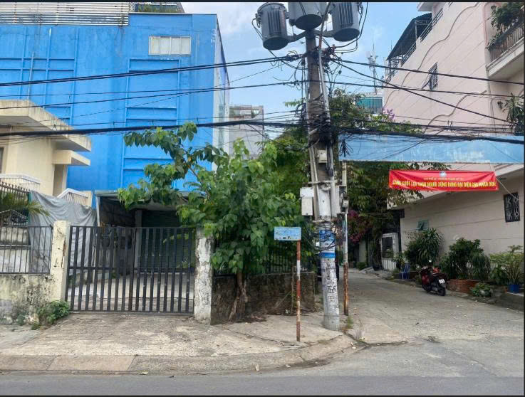 BÁN NHÀ GÓC 2 MẶT TIỀN 289B UNG VĂN KHIÊM DIỆN TÍCH: 8X17M TRỆT (CN: 136M2)