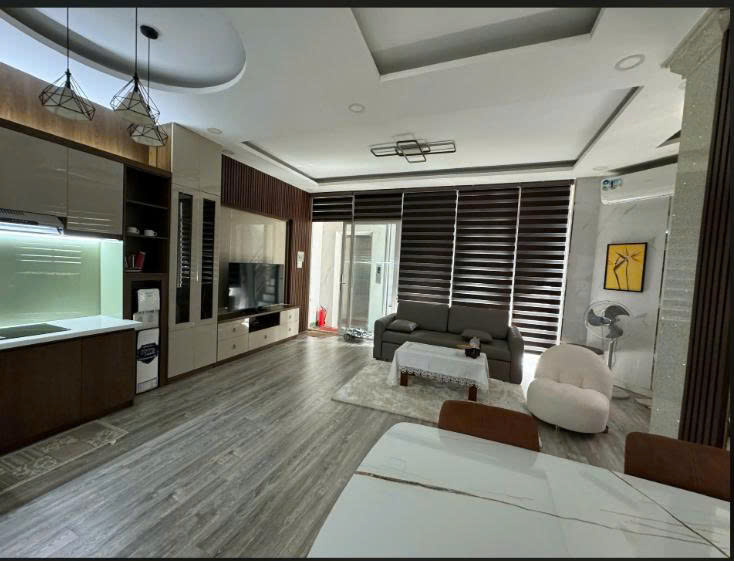 BÁN NHÀ GÓC 3 MẶT TIỀN HẺM ĐƯỜNG TRƯƠNG HOÀNG THANH DIỆN TÍCH: 9X8M 5 TẦNG
