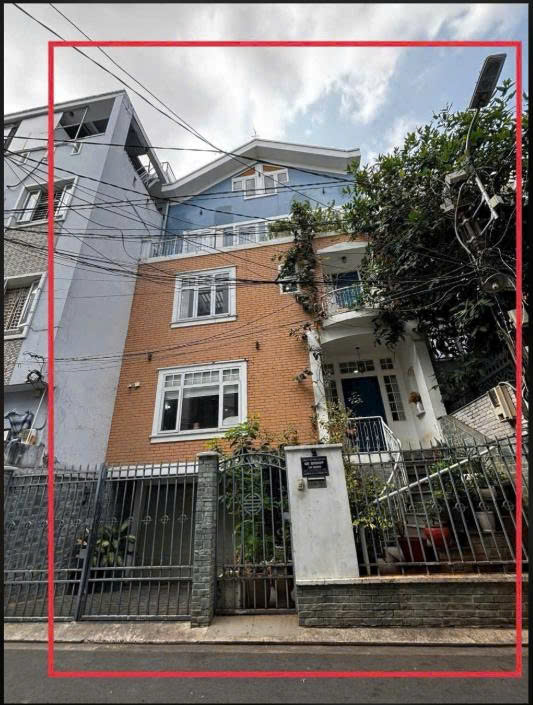 Bán nhà hẻm lớn 158/36 Trần Huy Liệu diện tích: 8x18m hầm 3 tầng, có thang máy