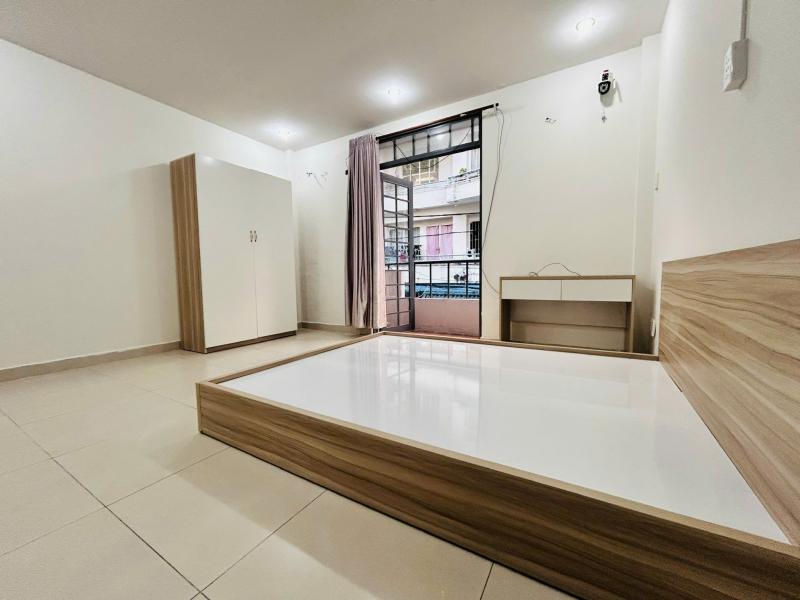 Bán nhà hẻm xe hơi đường Hồng Hà đi bộ 2p ra Sân Bay DT: 4,51x20m trệt 2 lầu