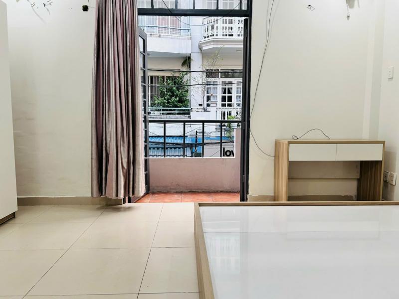 Bán nhà hẻm xe hơi đường Hồng Hà đi bộ 2p ra Sân Bay DT: 4,51x20m trệt 2 lầu