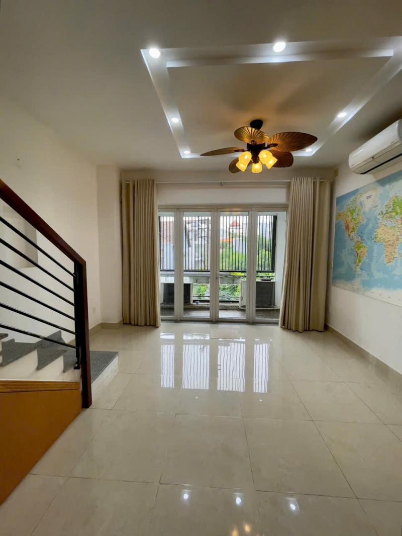 BÁN NHÀ HẺM XE TẢI 1 TRỤC ĐƯỜNG CHU VĂN AN DIỆN TÍCH: 4,5X11,5M TRỆT LỬNG 4 LẦU