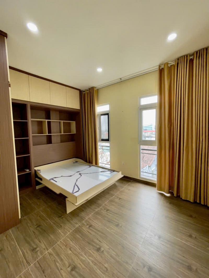 BÁN NHÀ HẺM XE TẢI 1 TRỤC ĐƯỜNG CHU VĂN AN DIỆN TÍCH: 4,5X11,5M TRỆT LỬNG 4 LẦU