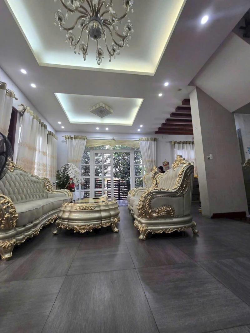 BÁN NHÀ KHU VILLA 122 PHỔ QUANG DIỆN TÍCH: 10X21M (NỞ HẬU 11,5M) HẦM 3 TẦNG