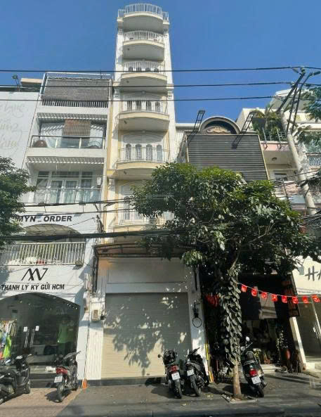 BÁN NHÀ MẶT TIỀN 130Bis TRẦN HUY LIỆU DIỆN TÍCH: 4,1X10M 7 TẦNG (CN: 40M2)
