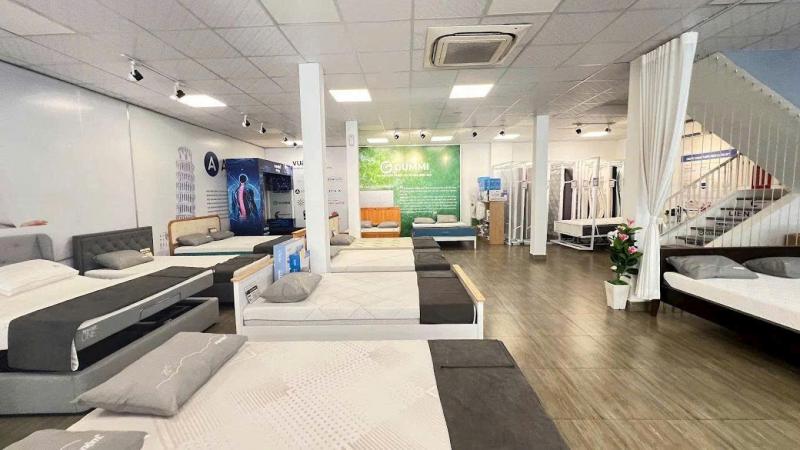 BÁN NHÀ MẶT TIỀN 147 NGUYỄN VĂN TRỖI DIỆN TÍCH: 11,3X24M TRỆT 2 LẦU
