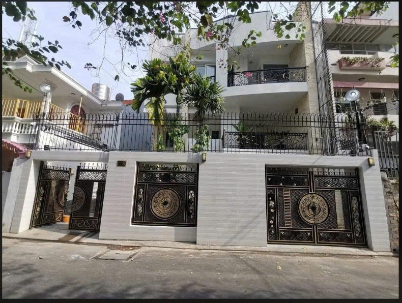 BÁN NHÀ MẶT TIỀN 15 17 SÔNG THAO DIỆN TÍCH: 11,6X22M 4 TẦNG (CÔNG NHẬN: 203,58M2