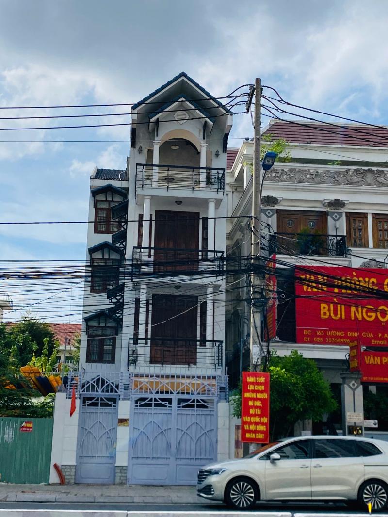 BÁN NHÀ MẶT TIỀN 161 LƯƠNG ĐỊNH CỦA DIỆN TÍCH: 6X22M 4 TẦNG (CÔNG NHẬN: 132M2)