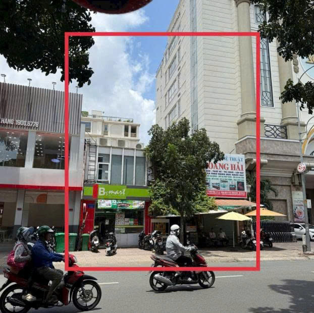 BÁN NHÀ MẶT TIỀN 250A LÝ CHÍNH THẮNG DIỆN TÍCH: 11,65X18,5M (CÔNG NHẬN: 217M2)