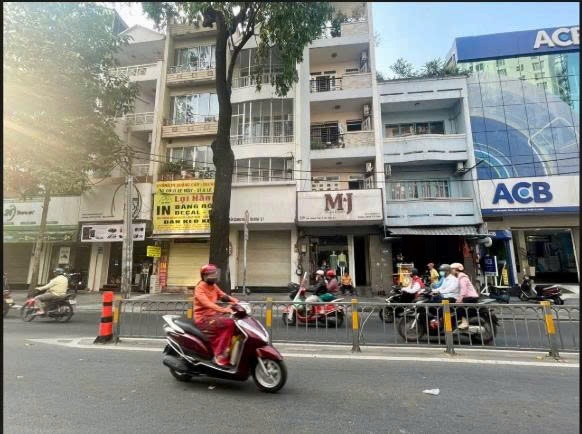 BÁN NHÀ MẶT TIỀN 259 TRẦN QUANG KHẢI DIỆN TÍCH: 4X16M 5 TẦNG (CÔNG NHẬN: 64M2)