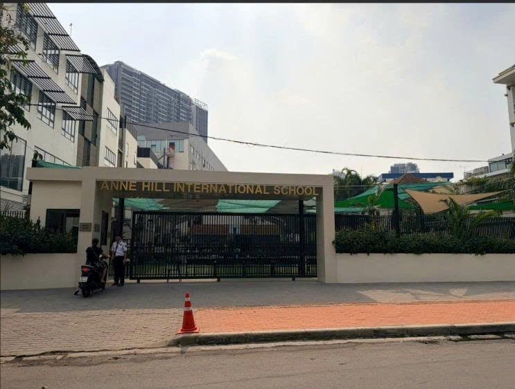Bán nhà mặt tiền 33 Giang Văn Minh diện tích: 25x69m trệt