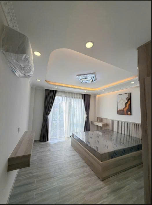 Bán nhà mặt tiền 33A Nguyễn Thị Huỳnh diện tích: 4x13m 5 tầng