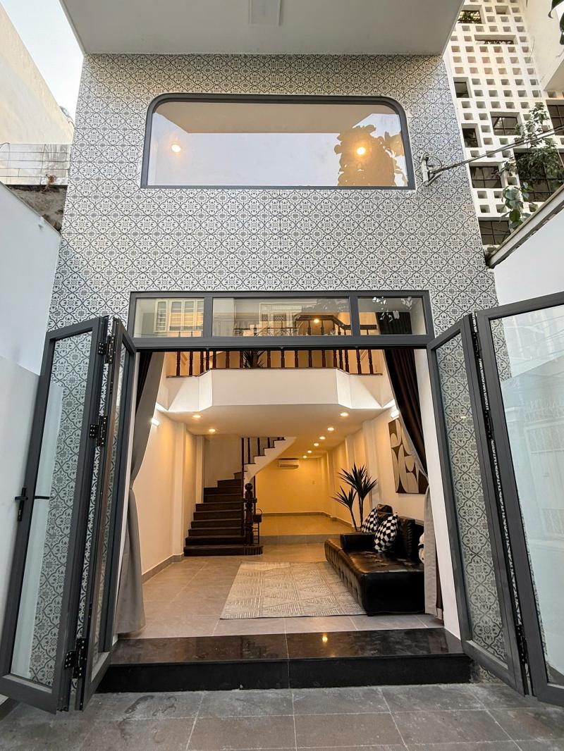 BÁN NHÀ MẶT TIỀN 37 ĐỖ QUANG THẢO ĐIỀN DIỆN TÍCH: 4X18M 3 TẦNG (CN: 67M2)