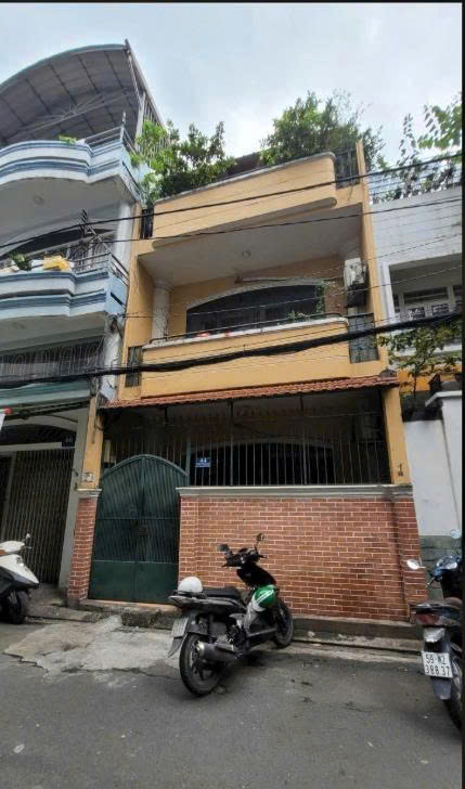 BÁN NHÀ MẶT TIỀN 44 TRƯƠNG HOÀNG THANH DIỆN TÍCH: 5X14M TRỆT 2 LẦU