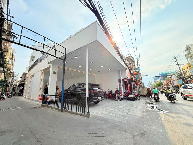 Bán nhà mặt tiền 527 Cách Mạng Tháng 8 diện tích: 7,84x26m trệt lầu
